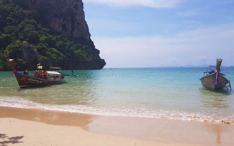 Limestone cliffs and spectacular scenery on Railay Beach